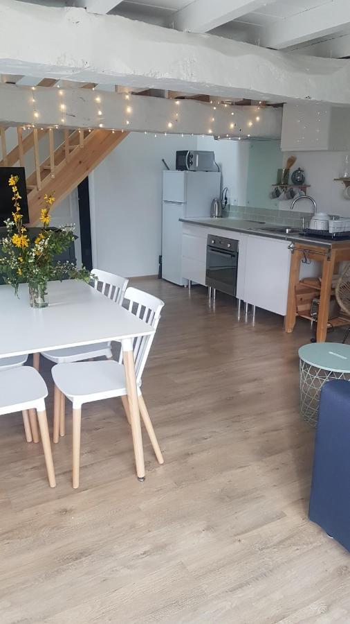 Charmant Logement A La Campagne Gazaupouy 외부 사진
